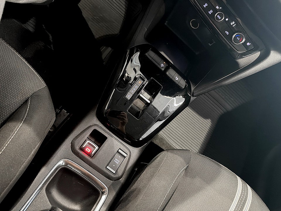 Bild på Opel Corsa-e D&T 50kWh 136hk Aut B-KAMERA CARPLAY