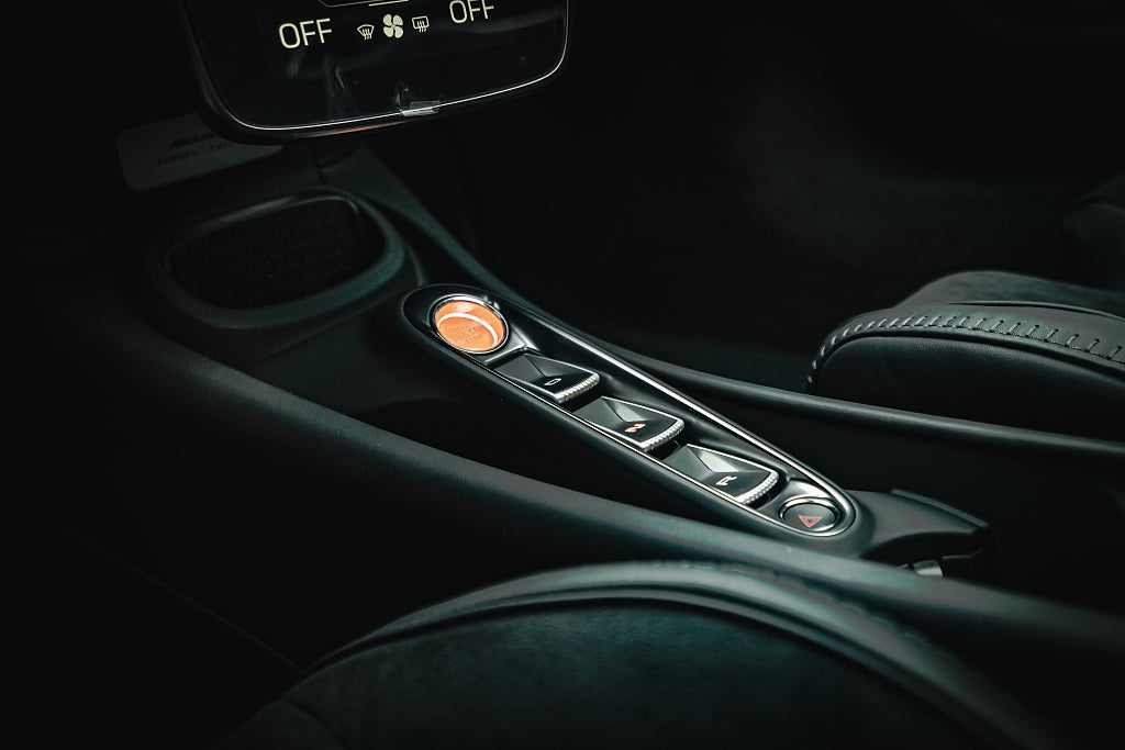 Gallery image 15 of 18