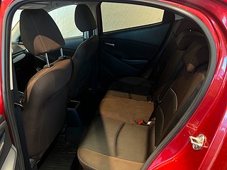 Mazda 2 1.5 90hk 10års garanti/Kamera/MoK/Rattvärme/MOMS