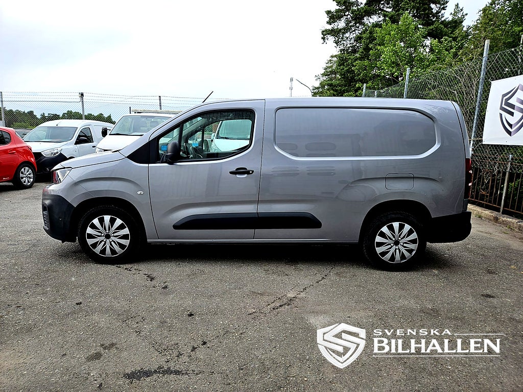 Peugeot Partner Utökad Last 1.5 BlueHDi Momsbil L2 Drag Nyserv Nybesikt