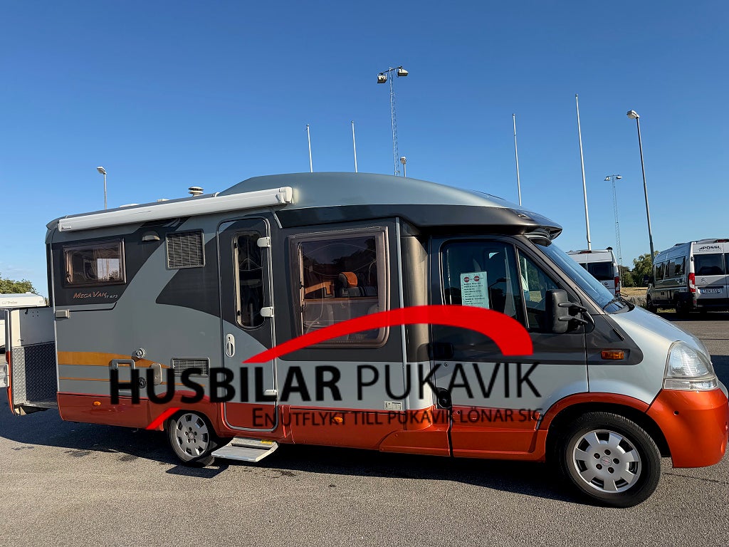 Bürstner Mega Van T675 4 sovplatser 