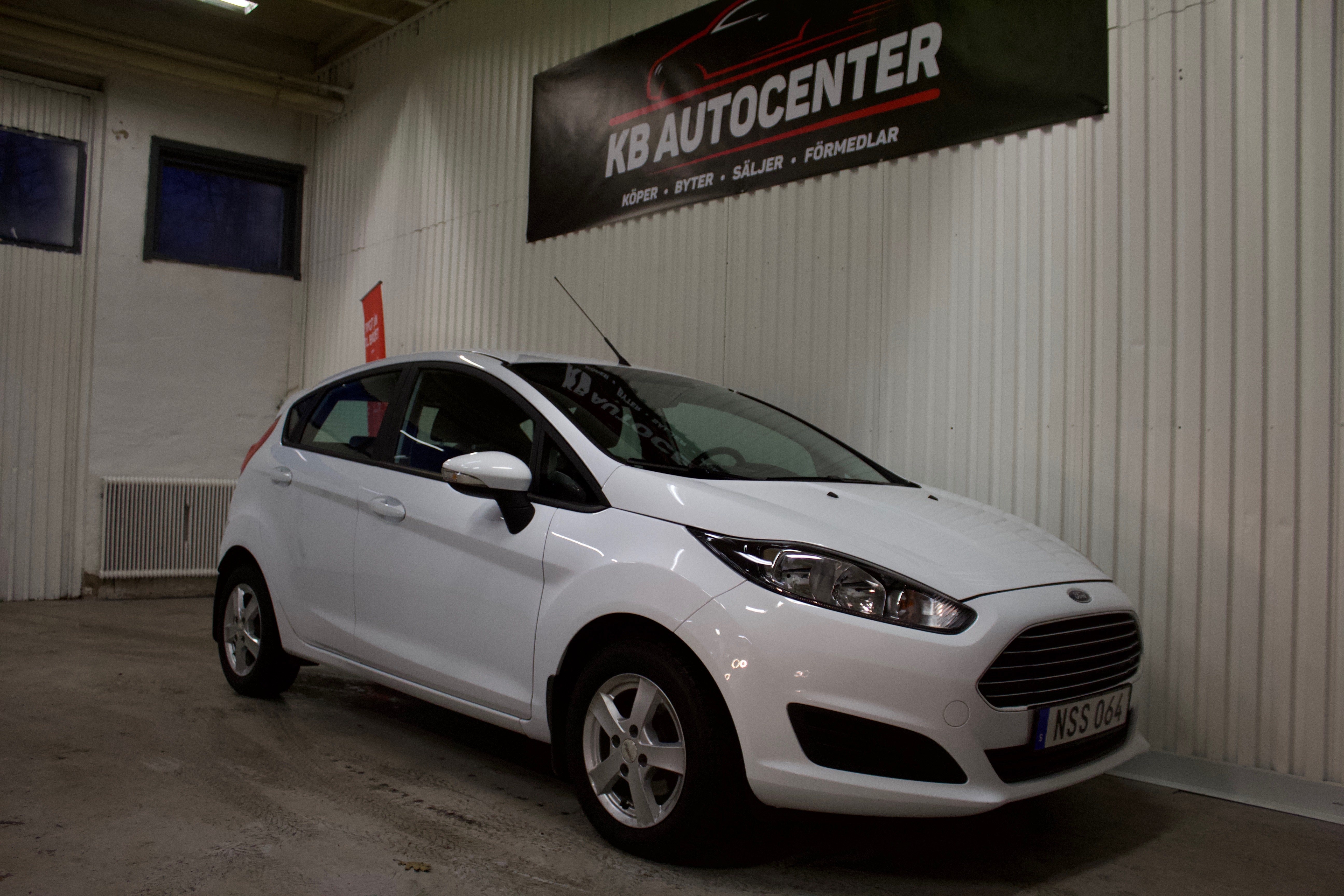Ford Fiesta 5-dörrar 2015, bild 7/54