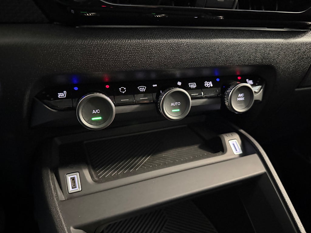 Citroën C4 1.2 Aut Backkamera Navi Carplay Head-Up 1 ägare bild 20