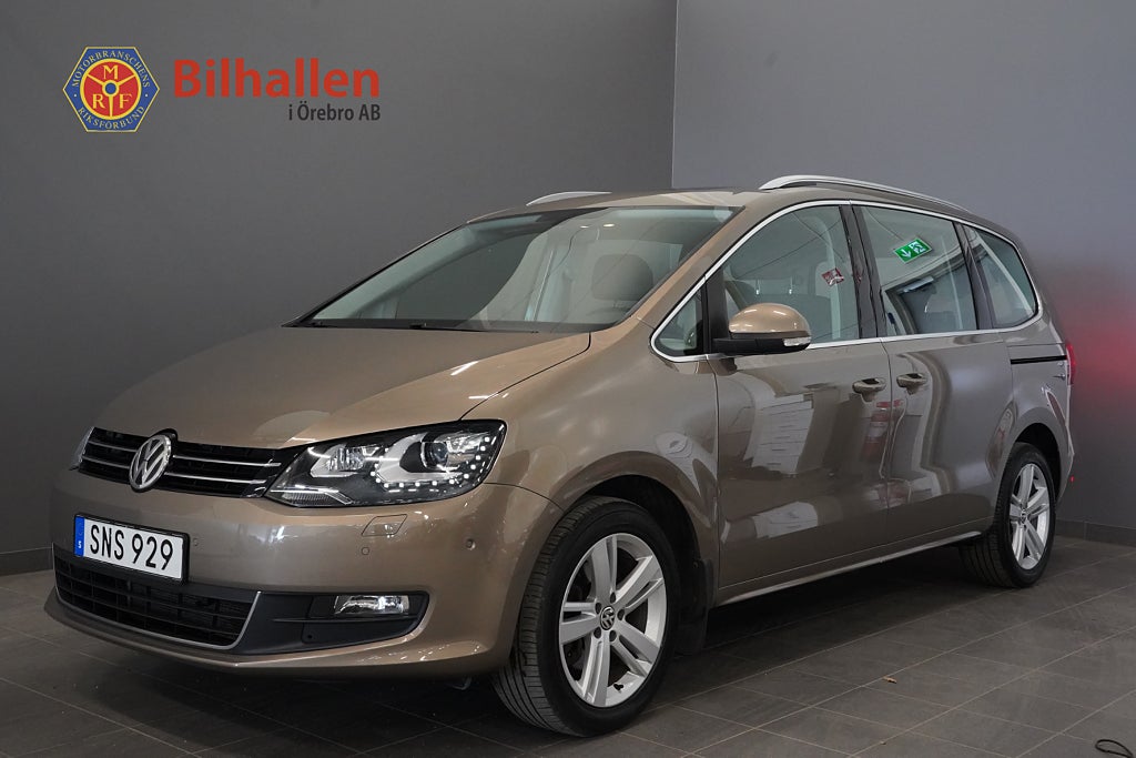 Volkswagen Sharan 2.0 TDI 4Motion 7-sits /Värmare Kamera Dragkrok Panoram