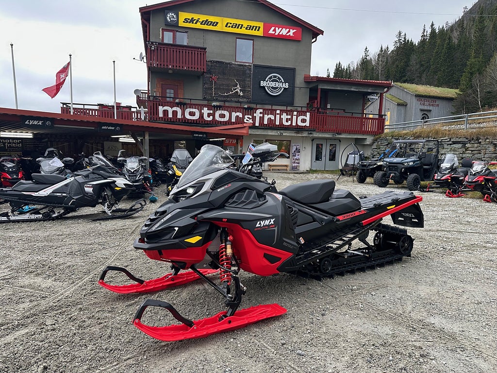 Lynx Brutal RE 400mm 900 ACE Turbo R -26 