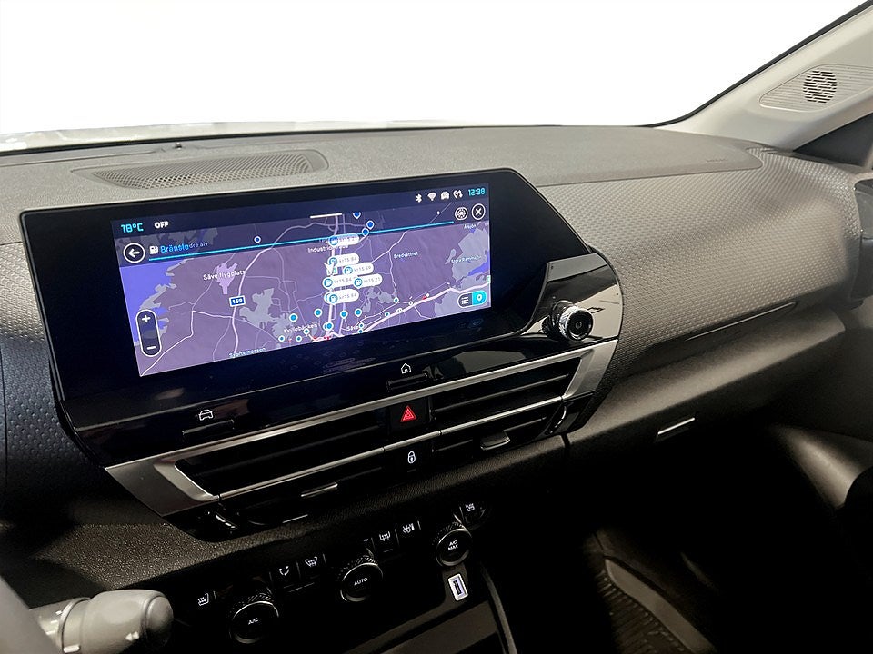 Bild på Citroën C4 X Shine 1.2 PT 130hk Aut - B-KAMERA, RATTVÄRME