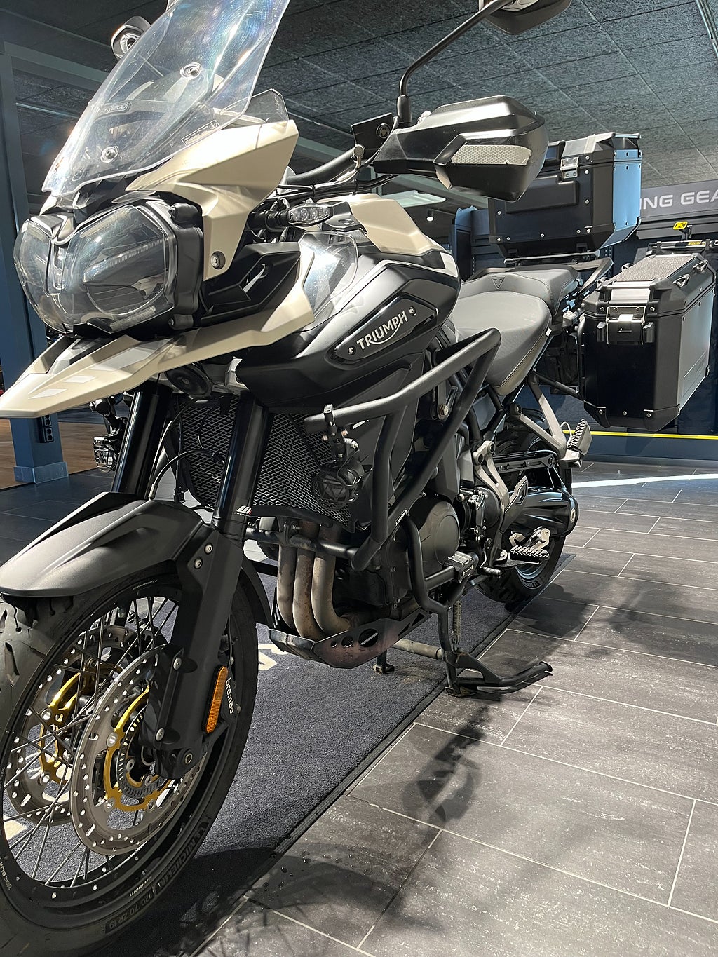 Triumph Tiger 1200 Desert Edition/3 väskor