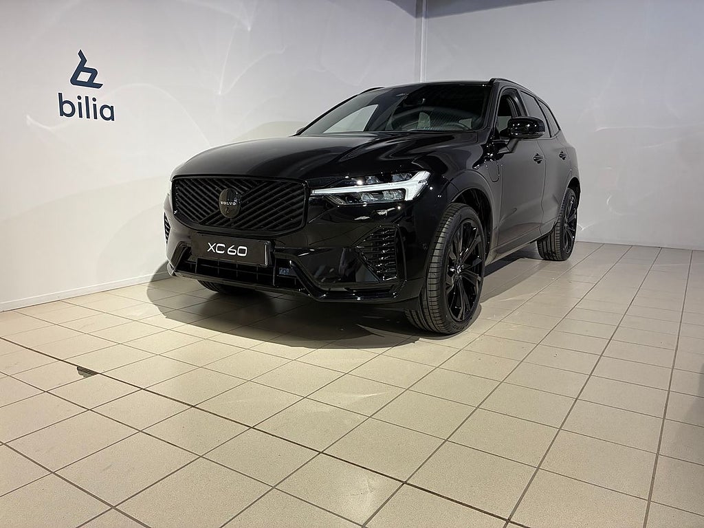 Volvo XC60 T6 Plus Black Nordic Edition | Omgående Levera...