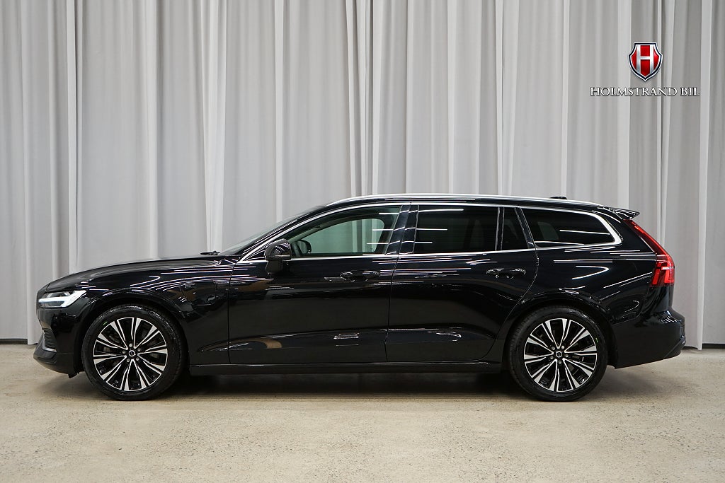 Volvo V60 Recharge T6 AWD Core Drag P-värme Kamera Carplay MOMS