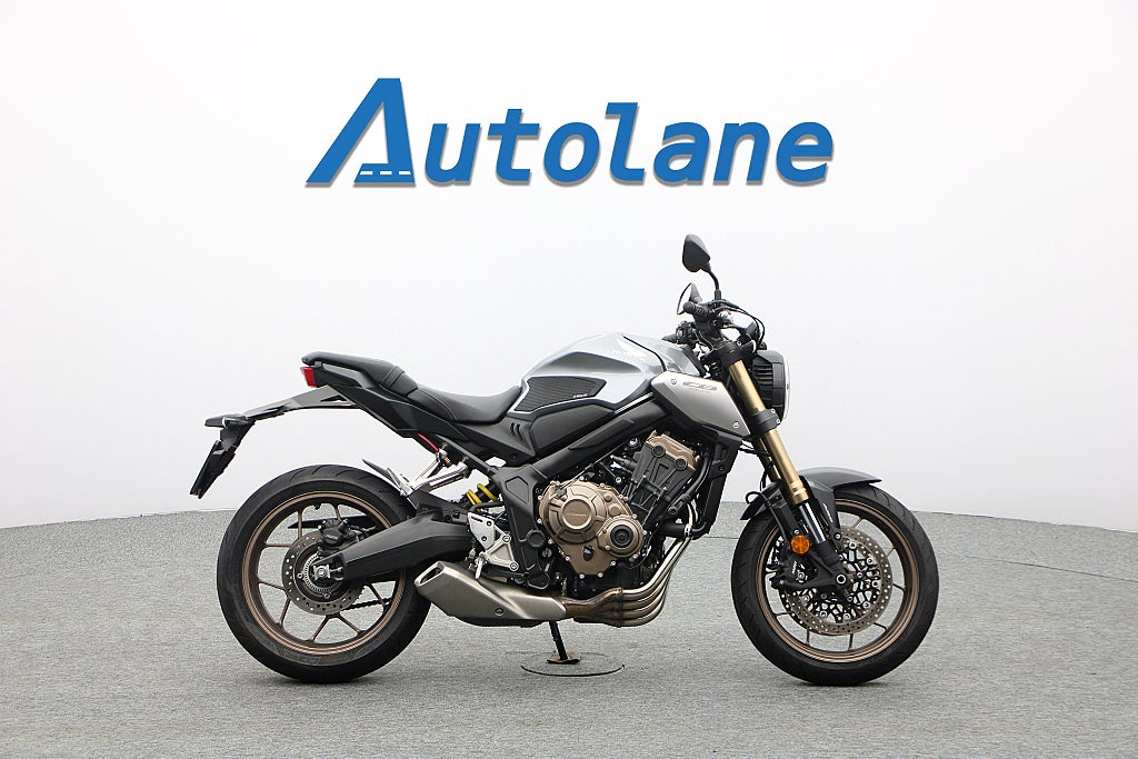 Honda CB650R *ABS Nyservad