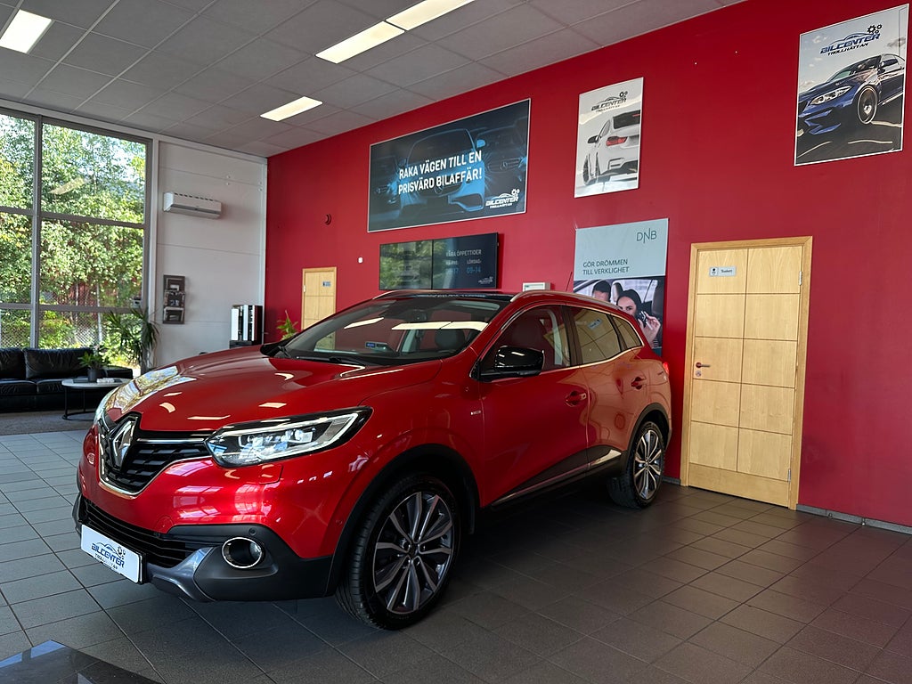 Renault Kadjar 1.2 TCe Panorama Backkamera Drag M-värmare 858kr/MÅN*