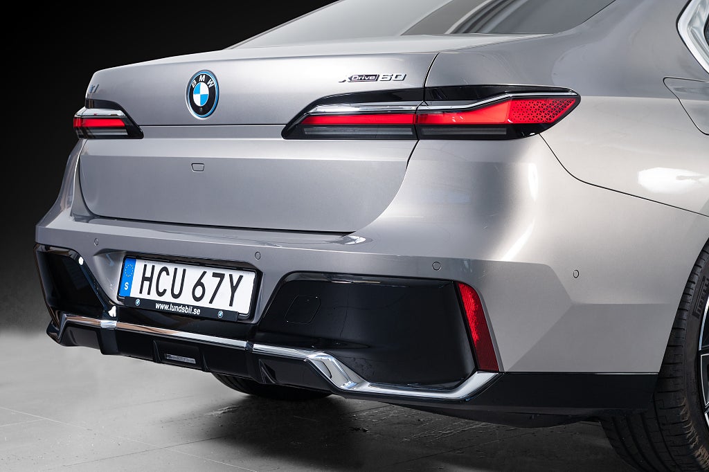 BMW i7 2023 - miniatyr 7