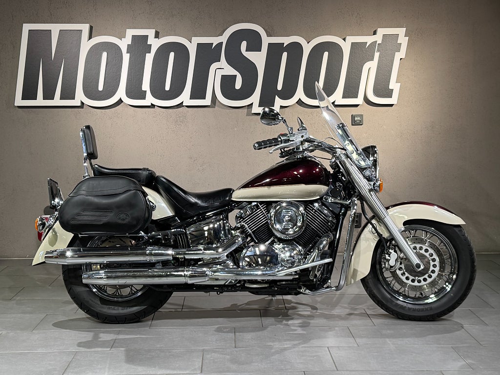 Yamaha XVS1100 DRAGSTAR