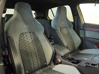 Halvkombi Volkswagen Golf 10 av 24