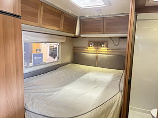 Husbil-halvintegrerad Kabe TM 740 LXL 17 av 21
