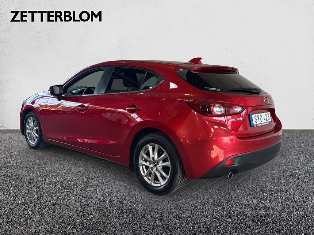 Halvkombi Mazda 3 3 av 14