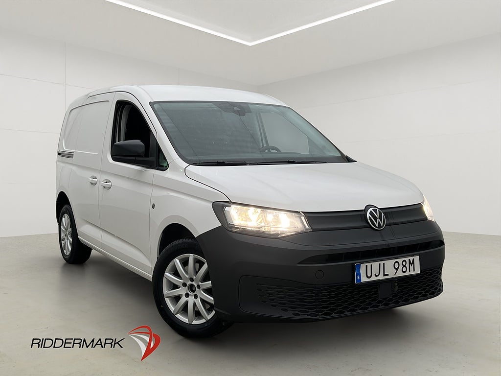 Volkswagen Caddy Cargo Värmare Drag B-Kamera CARPLAY Moms