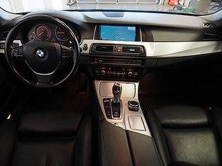Kombi BMW 520 16 av 22