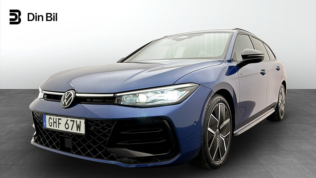 Volkswagen Passat eTSI150 DSG R-Line Signature Drag/Värmare/Harman