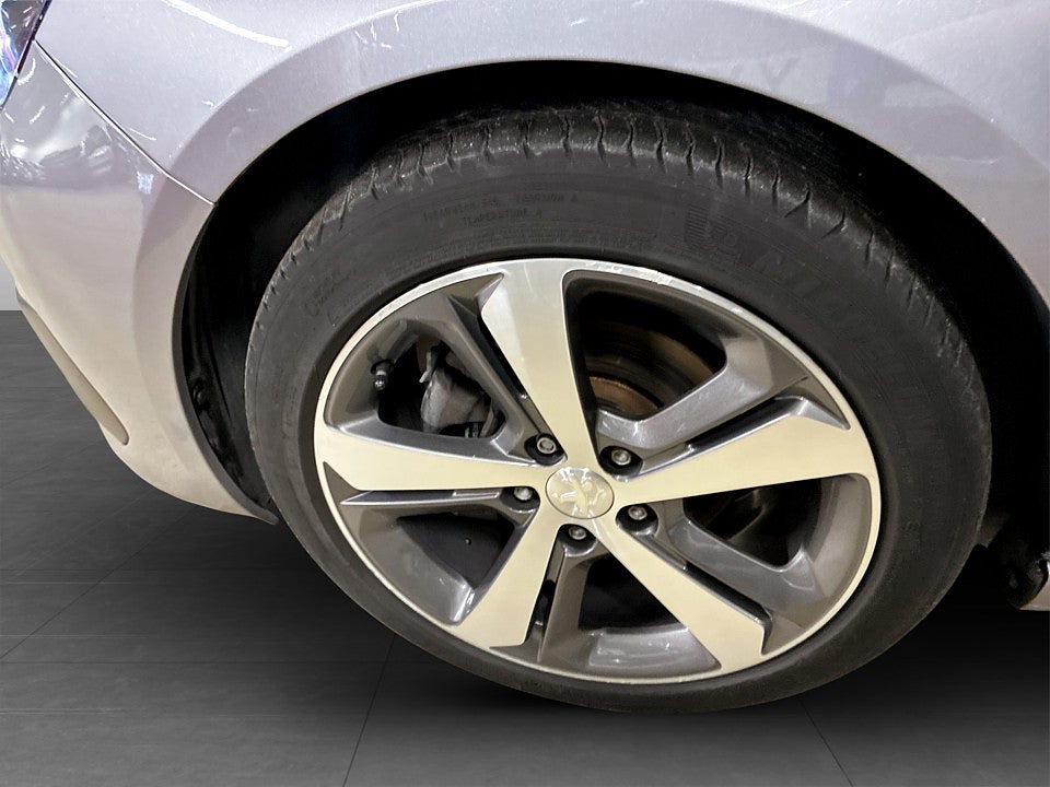 Bild på Peugeot 308 SW GT-Line 1.2 PT 130hk BACKSENSORER