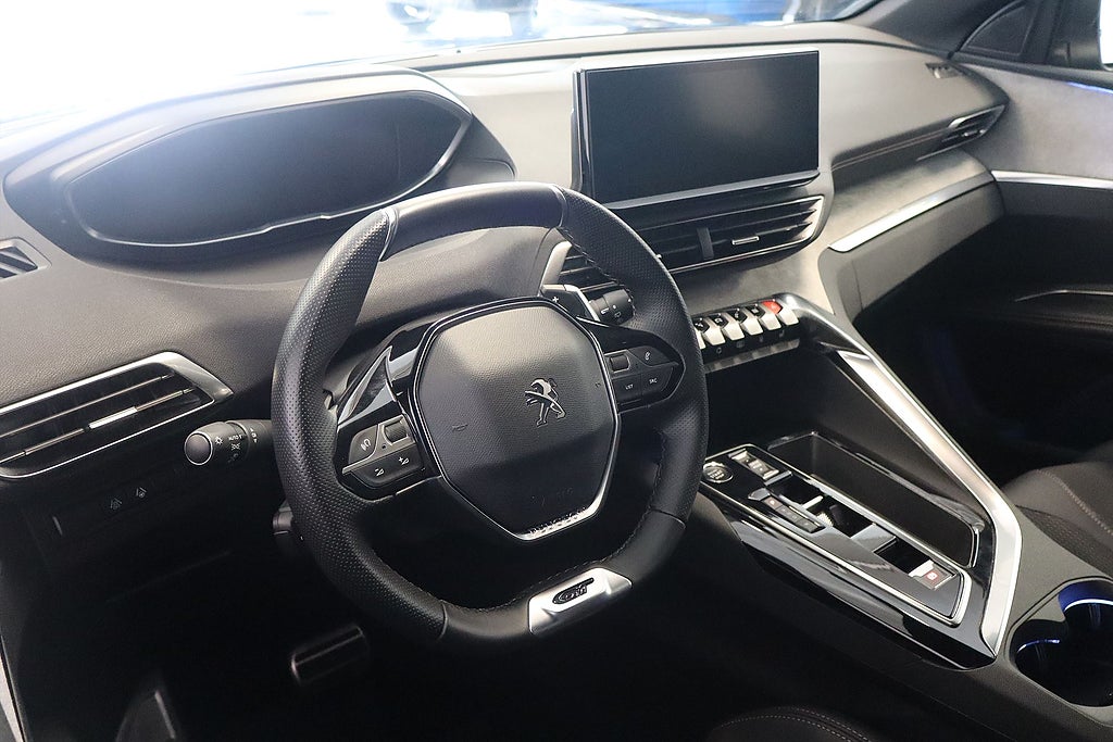 Bild på Peugeot 3008 GT 1.2 PT 130hk Aut - B-KAMERA, CARPLAY