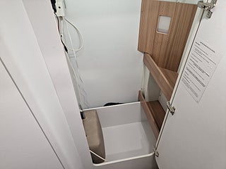 Husbil-halvintegrerad Adria MATRIX PLUS 670 SLT 23 av 27