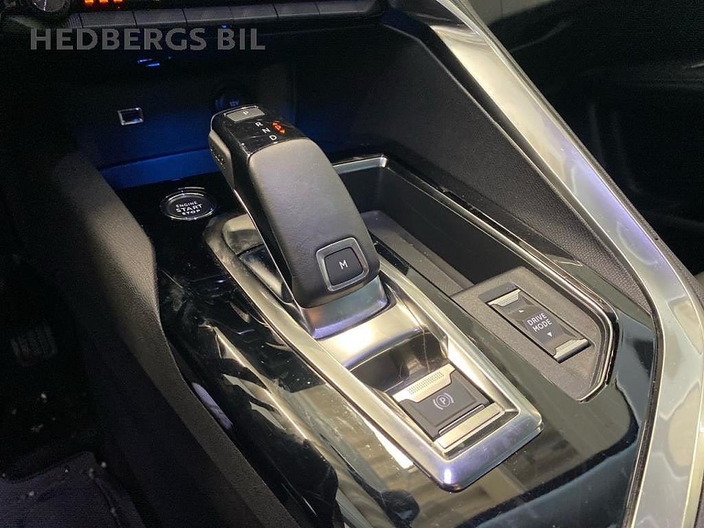 Peugeot 3008 ALLURE 1.2 PURETECH 130HK AUTOMAT thumbnail