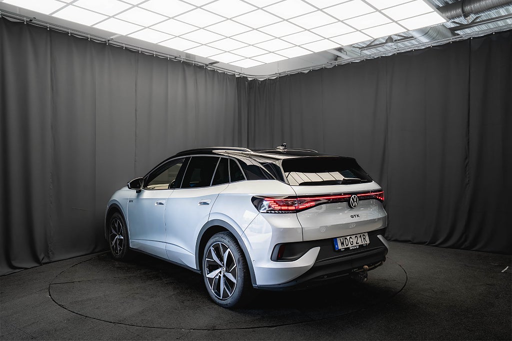 Volkswagen ID.4 GTX DRAG 360° KAMERA EL-BAKLUCKA 1-ÄGARE MOMS 299hk