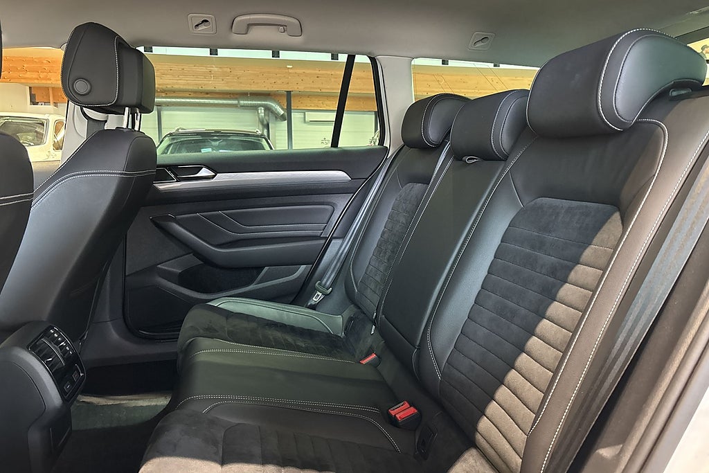 Volkswagen Passat Sportscombi GTE 1.4 TSI GTE R-design