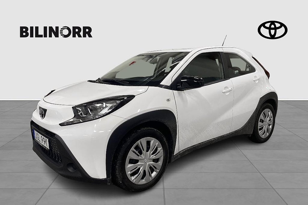 Toyota Aygo X 1,0 5dr Play | Vinterhjul