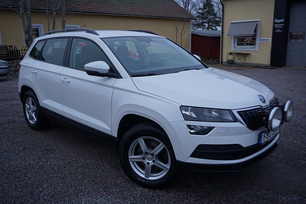 Skoda Karoq 2.0 TDI 4x4 Ambition Aut/Drag/Värmare/B-kamera