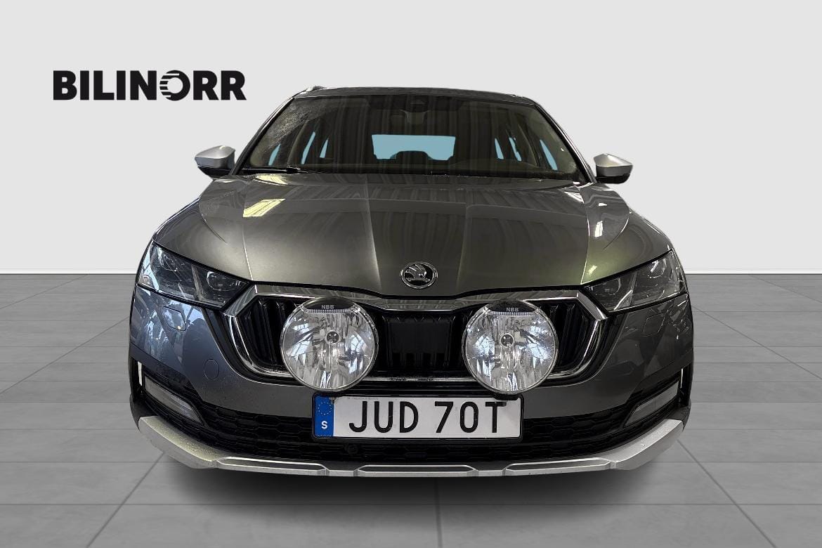 Skoda Octavia 2022, bild 2/38