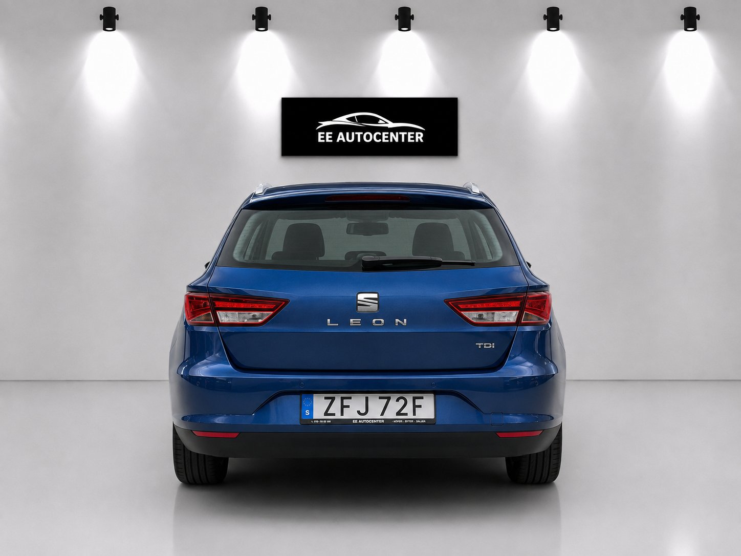Seat Leon 1.6 TDI Style Euro 5 2014, bild 4/10