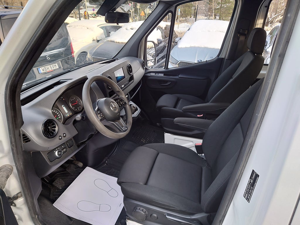 Mercedes-Benz Sprinter 2020 - miniatyr 8