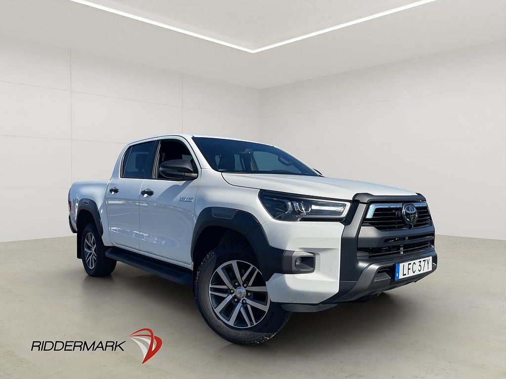 Toyota Hilux Invincible 2.8 4WD M/K-Värmare Drag Diff Moms