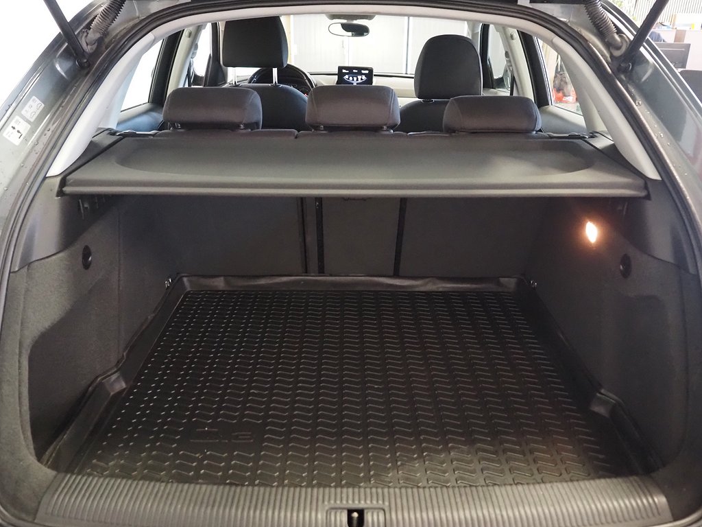 Audi Q3 2.0 TFSI Quattro Comfort Drag 2012