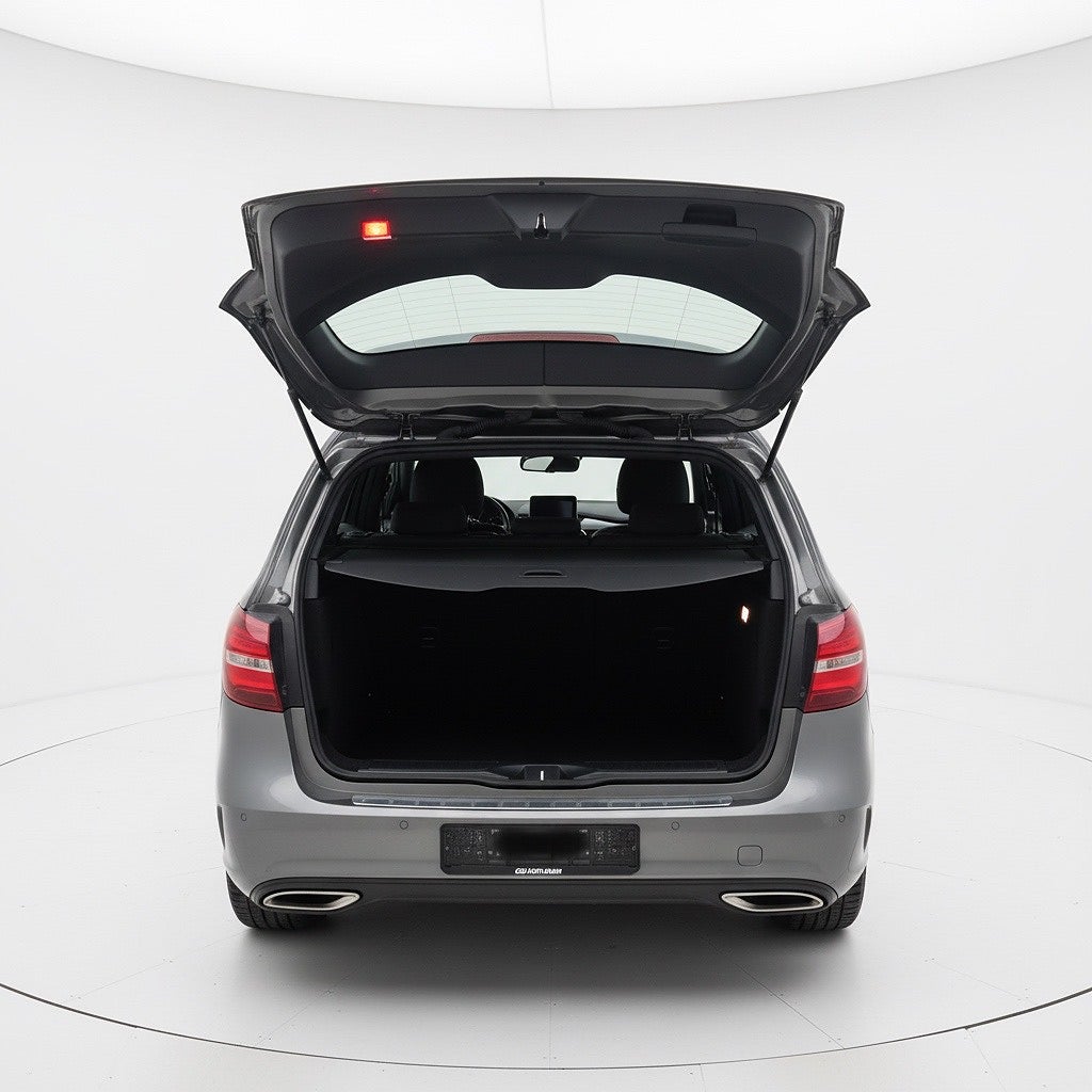 Mercedes-Benz B 180 d 7G-DCT, AMG sport, Panorama Automat