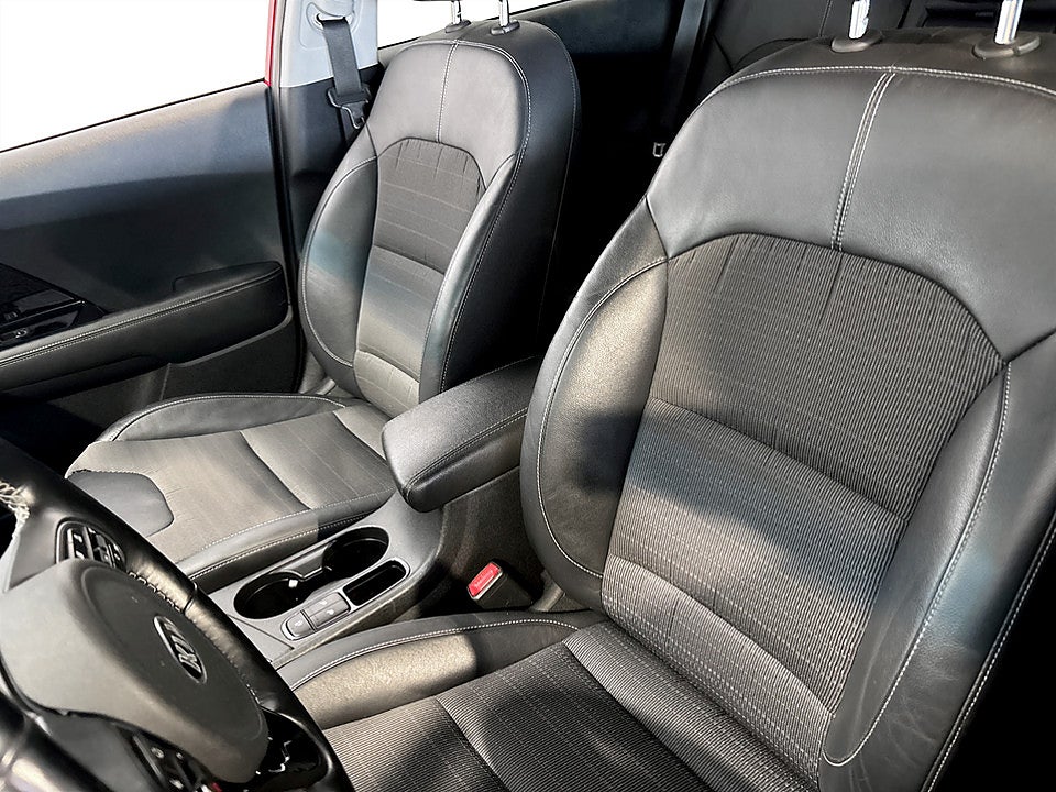 Bild på Kia Niro Advance Plus Hybrid 141hk Aut DRAG NAVI