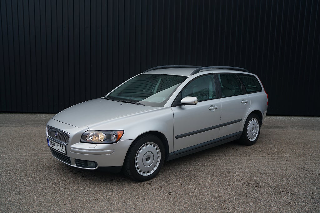 Volvo V50 2.4 Kinetic, Nybytt kamrem & Tre brukare!