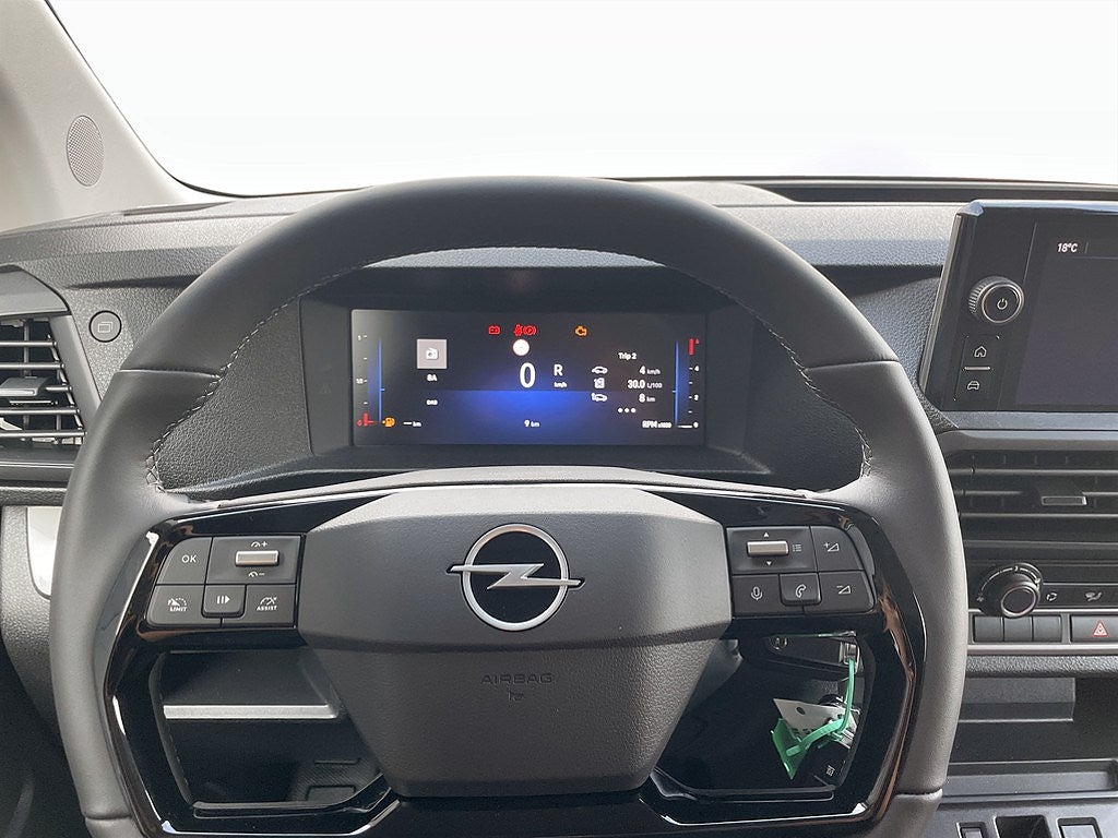 Bild på Opel Vivaro 145hk AT8 L3 Aut - Värmare & dragkrok