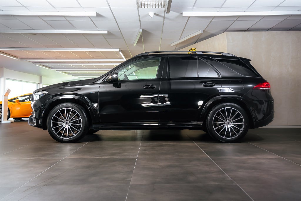 Gallery image 3 of 15