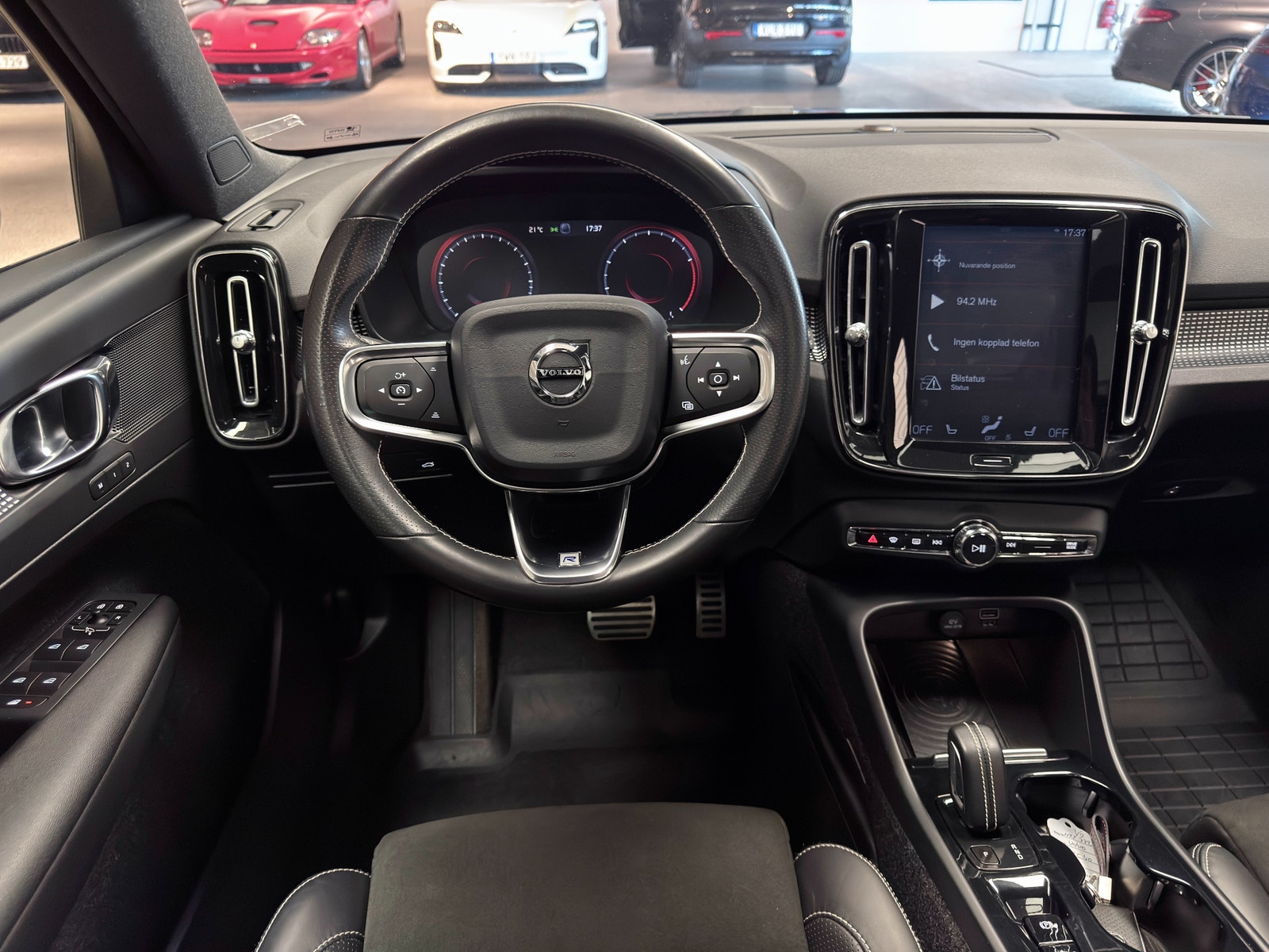 Volvo XC40 T5 AWD R-Design 247hk | Drag | Panorama 2018 - miniatyr 11