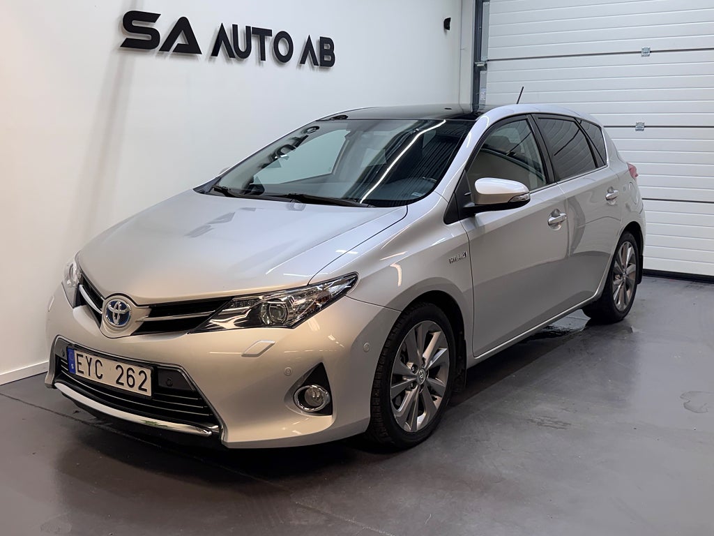 Toyota Auris Hybrid e-CVT Executive | Pano | Backkamera | PDC