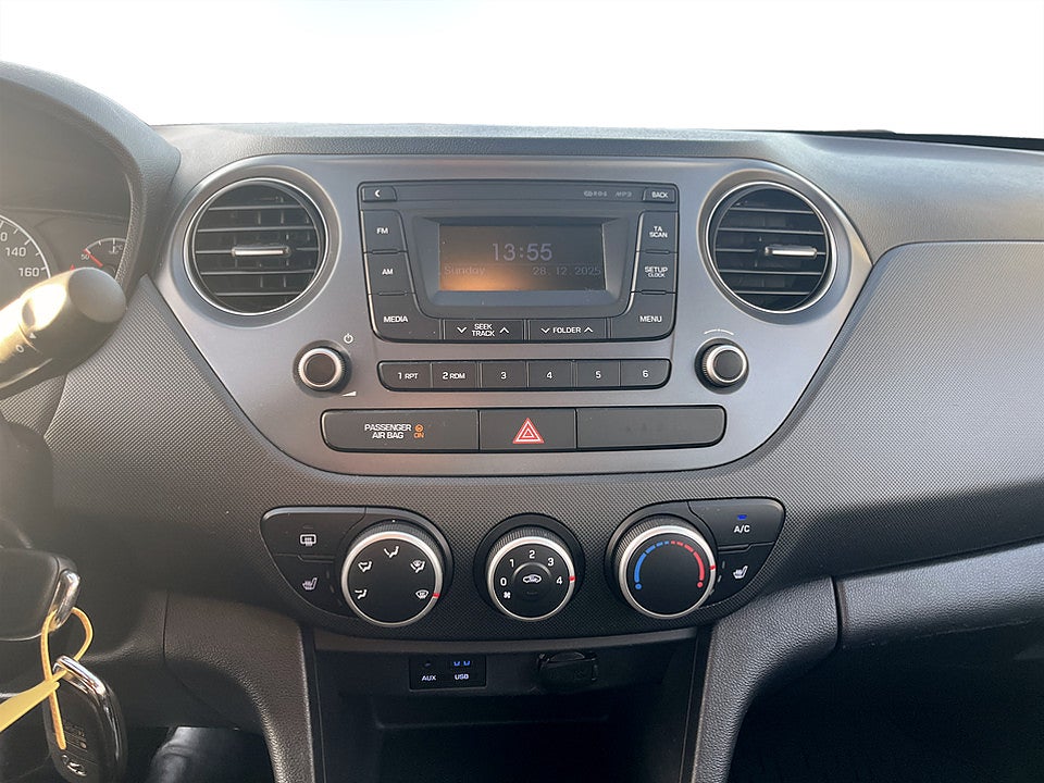 Bild på Hyundai i10 Comfort 1.0 blue 67hk - RATTVÄRME