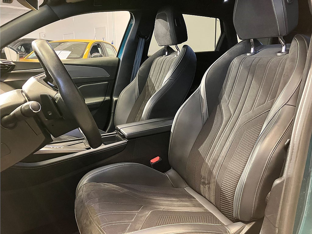 Bild på Peugeot 308 SW GT 1.2 PT 130hk Aut - B-KAMERA, CARPLAY