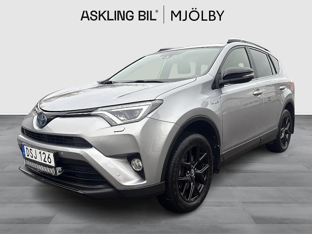 Toyota RAV4 Hybrid 2.5 X-Edition Motor/kupévärmare Dragkrok