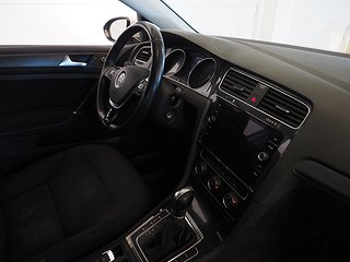 Halvkombi Volkswagen Golf 7 av 17