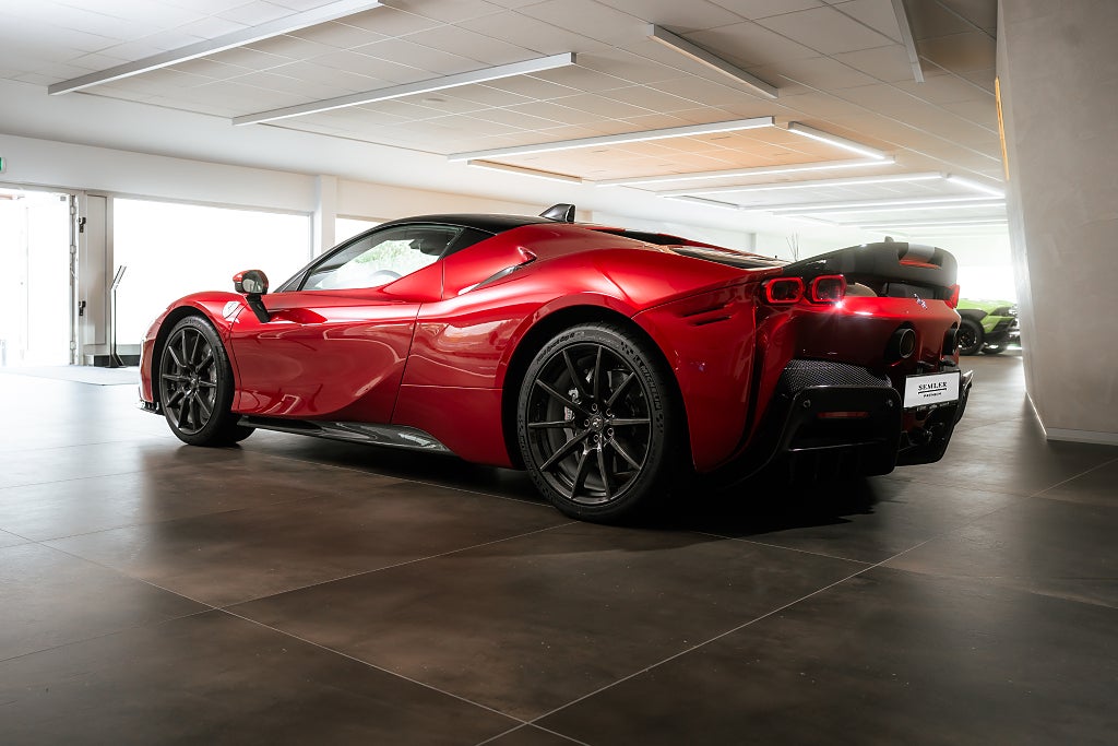 Gallery image 3 of 25