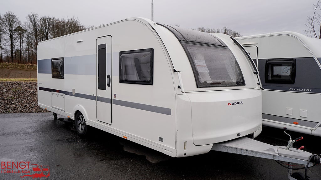 Adria ADORA 613 UT | Förtält | KAMPANJ 12 månader garanti