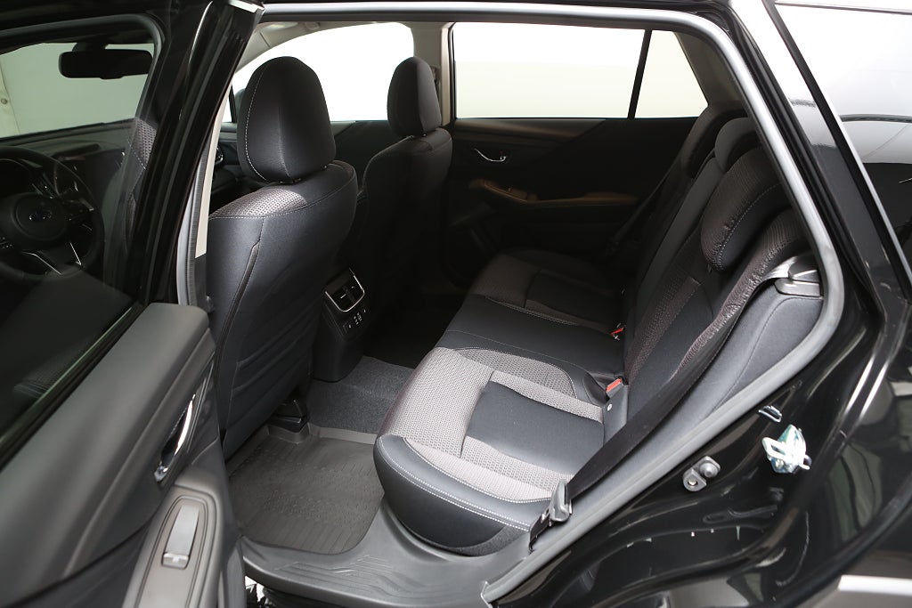 Subaru Outback Adventure | 3 st Service